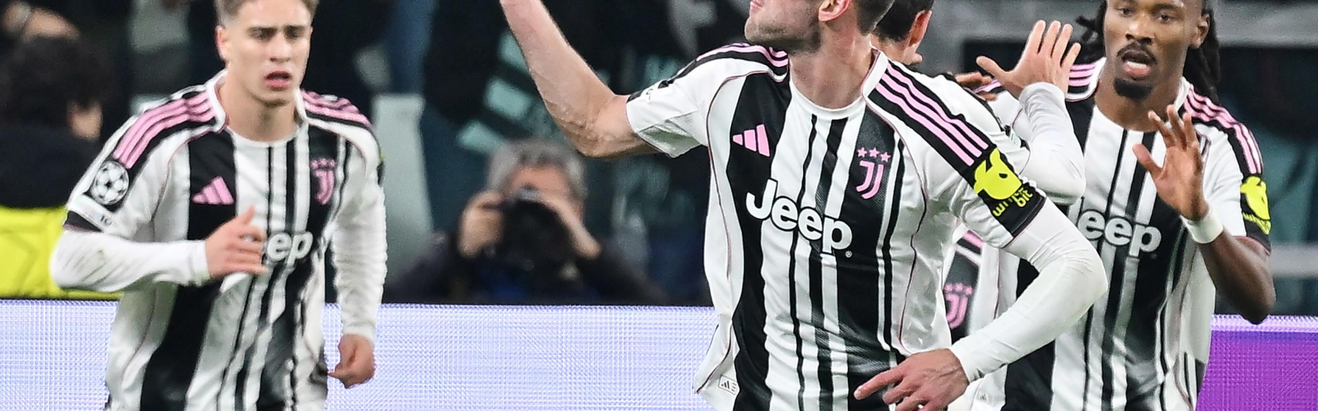 hth sports-意媒：弗拉霍维奇今天正常参加了尤文合练，有望入选周末比赛名单