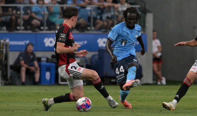 华体会体育官网-澳媒：悉尼从同城死敌抢来青训阿肯，他曾在U17比赛对沙特15分钟戴帽